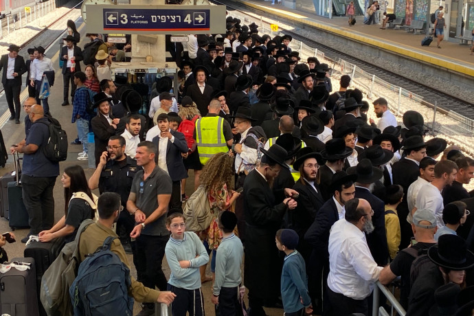 Proteste contro la legge sul servizio militare scuotono lo Stato: ingorghi eccezionali a Gerusalemme