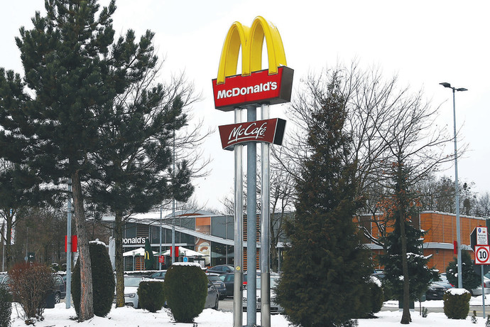 McDonald's in difficoltà: calo dei clienti nonostante la riduzione dei prezzi e la riapertura di menu popolari