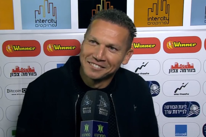 במצב רוח טוב: צפו בבכר מצטט את הגשש החיוור אחרי עוד ניצחון