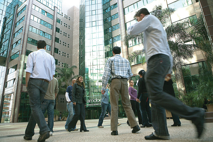 בקרוב בישראל? תעשיית ההייטק קורסת 50,000 עובדים יפוטרו בקרוב