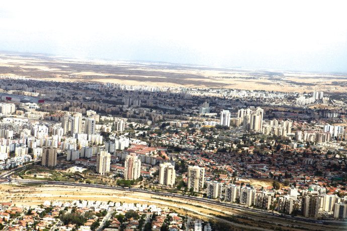 "Bereșeba e Dimona: due città nel sud di Israele in crescita e sfide da affrontare"