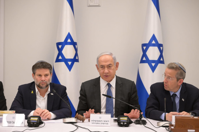 מושב חורף מיותר? הכנסת תקועה - והנגיד מתלבט | יהודה שרוני