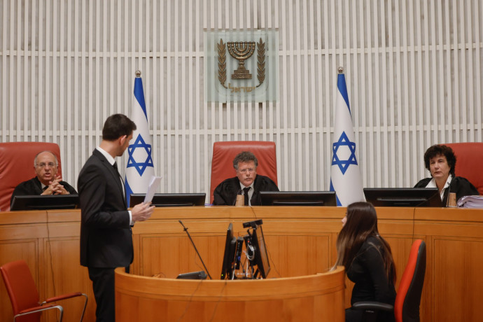 main-maariv item