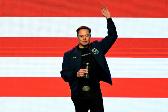 מי יגיע ראשון לטריליון – מאסק או OpenAI?