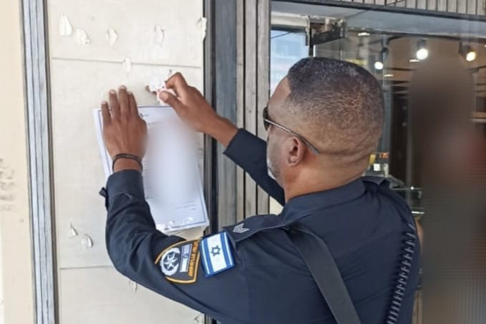 "מסעדת "אימפריית הבשר" בנהריה: סיפור הסגירה והתנאים הבריאותיים"