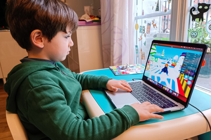 בעקבות חשיפת "מעריב": הכנסת שוקלת פיקוח פרלמנטרי על האפליקציה ההרסנית