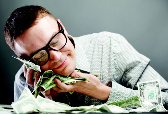 הכסף בורח (צילום:  ingimage/ASAP)