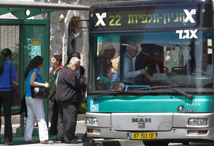 אוטובוס אגד בירושלים (צילום:  נתי שוחט, פלאש 90)