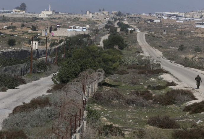 הגבול ברפיח, בין עזה ומצרים (צילום:  רויטרס)