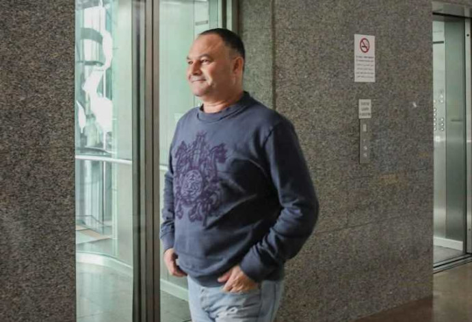 ניסים מור בחקירתו (צילום:  פלאש 90)