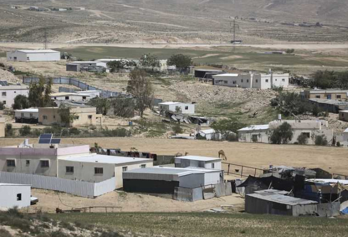 הפזורה הבדואית בנגב (צילום:  פלאש 90)