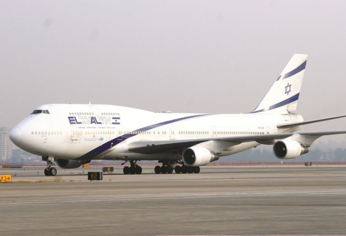 מטוס אל על (צילום:  מרק ישראל סלם)
