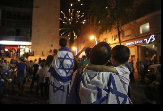 חוגגים עצמאות (צילום:  הדס פרוש , פלאש 90)