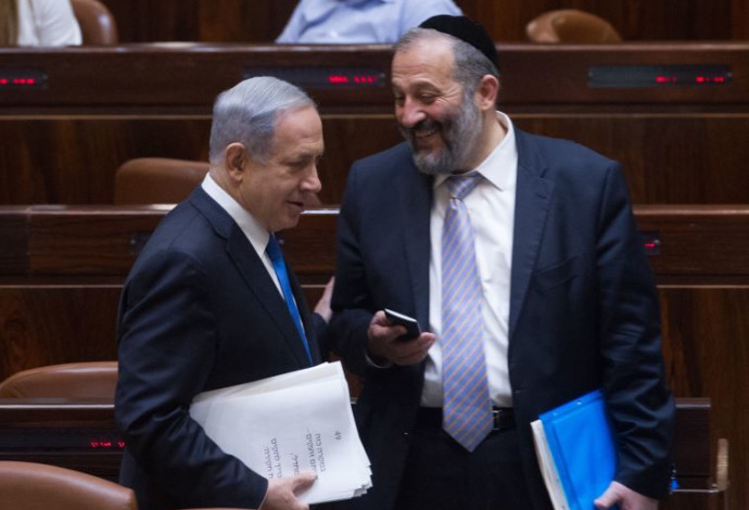 בנימין נתניהו ואריה דרעי (צילום:  מרים אלסטר, פלאש 90)