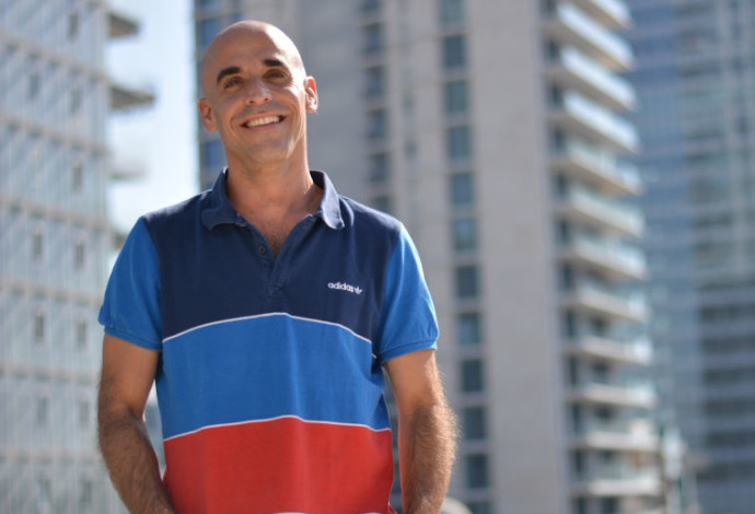 אסף הראל (צילום:  ויקיפדיה)