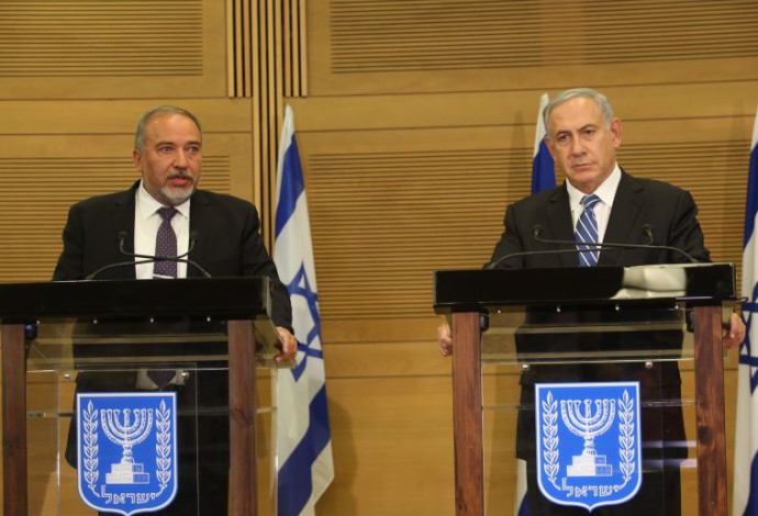 נתניהו וליברמן (צילום:  מרק ישראל סלם)