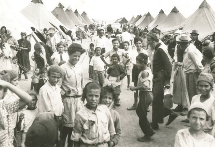 ילדים עולי תימן במעברות בשנת 1950 (צילום:  ה. חיים פין)
