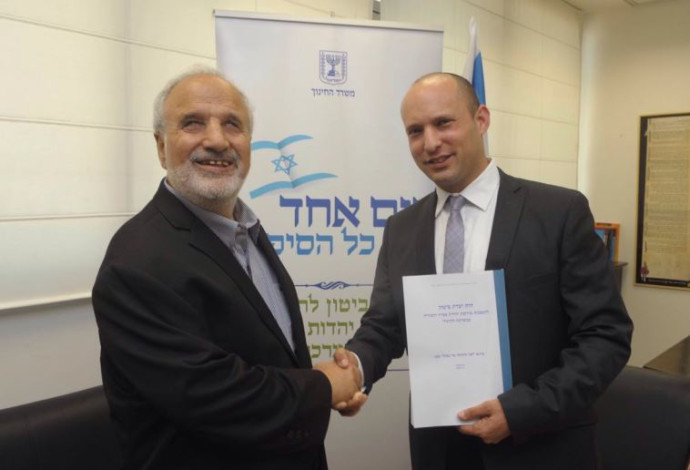 נפתלי בנט וארז ביטון (צילום:  אבשלום ששוני)