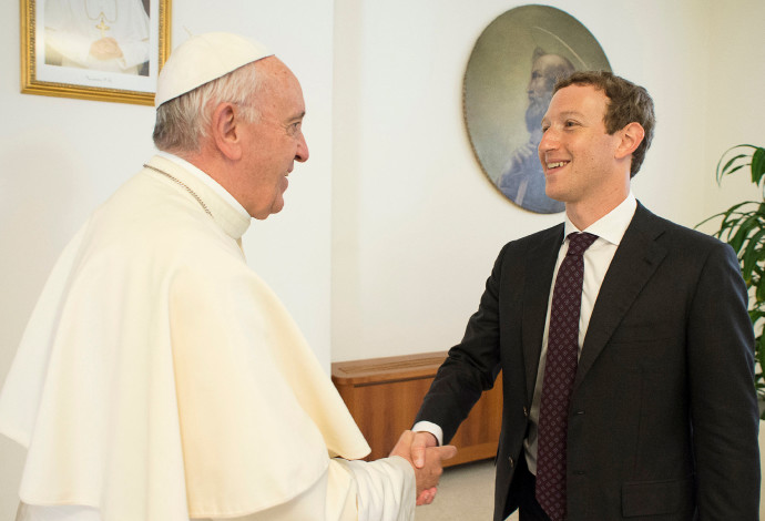 האפיפיור נפגש עם מארק צוקרברג  (צילום:  רויטרס)