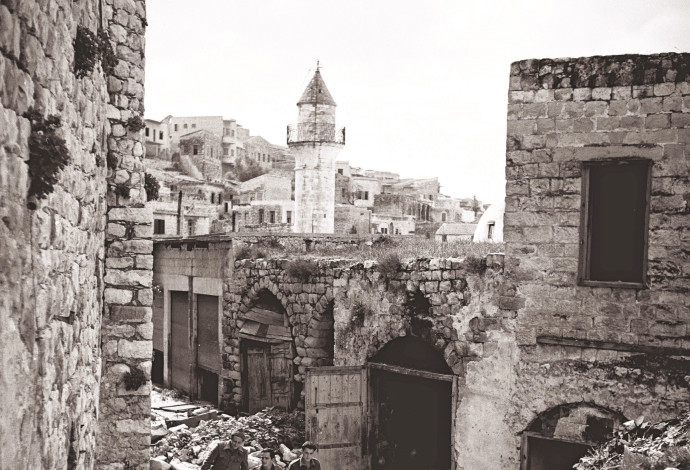 העיר צפת לאחר מלחמת העצמאות מאי 1949 (צילום:  זולטן קלוגר, לע"מ)