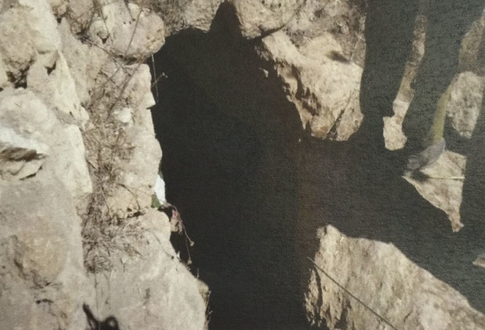 המנהרה שחפרו תושבי טייבה לאיו"ש (צילום:  תקשורת שב"כ)