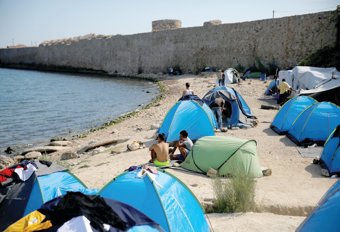 מחנה הפליטים בכיוס, יוון (צילום:  רויטרס)