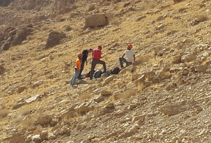 יחידת חילוץ ערד בנחל צאלים (צילום:  מיכה בן גיגי,יחידת חילוץ ערד)