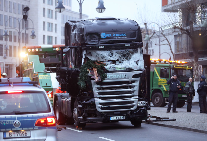 זירת פיגוע הדריסה בברלין (צילום:  Getty images)