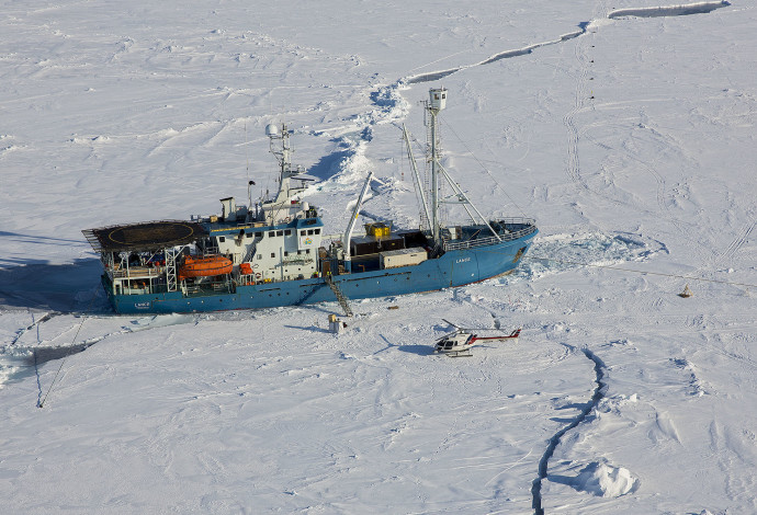 אוניה נורבגית בקוטב הצפוני, ארכיון (צילום:  AFP)