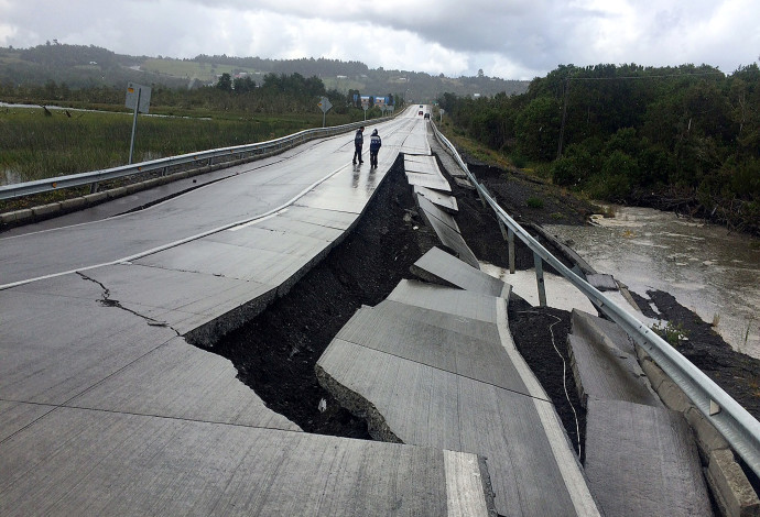 נזקי רעידת האדמה בצ'ילה (צילום:  רויטרס)