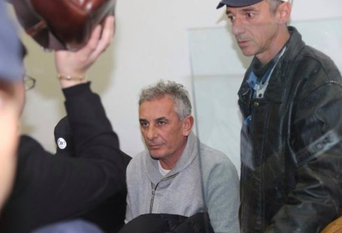 יהודה בן חמו, ראש עיריית כפר סבא בהארכת מעצרו (צילום:  אבשלום ששוני)