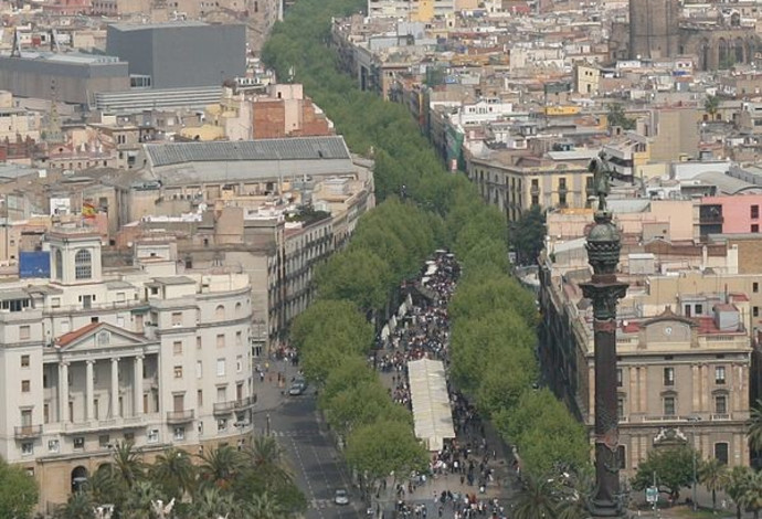 שדרות הרמבלאס בברצלונה (צילום:  ויקיפדיה)