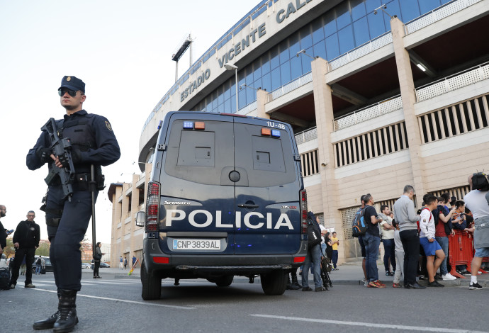 משטרת ספרד (צילום:  רויטרס)