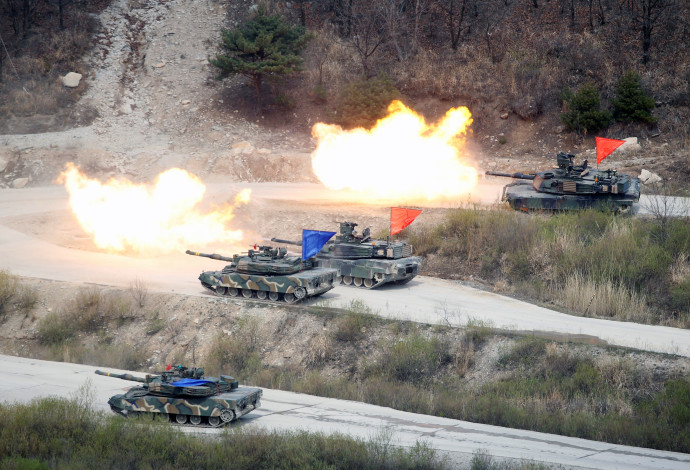 התרגיל המשותף של צבאות קוריאה הדרומית וארצות הברית (צילום:  רויטרס)