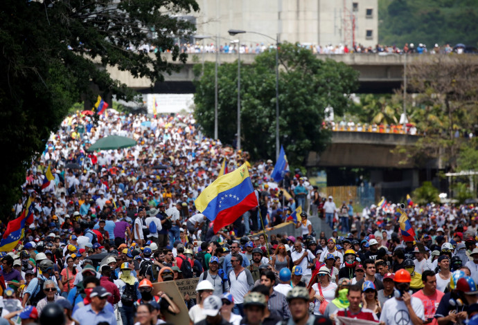 הפגנות של האופוזיציה בקראקס, ונצואלה (צילום:  רויטרס)