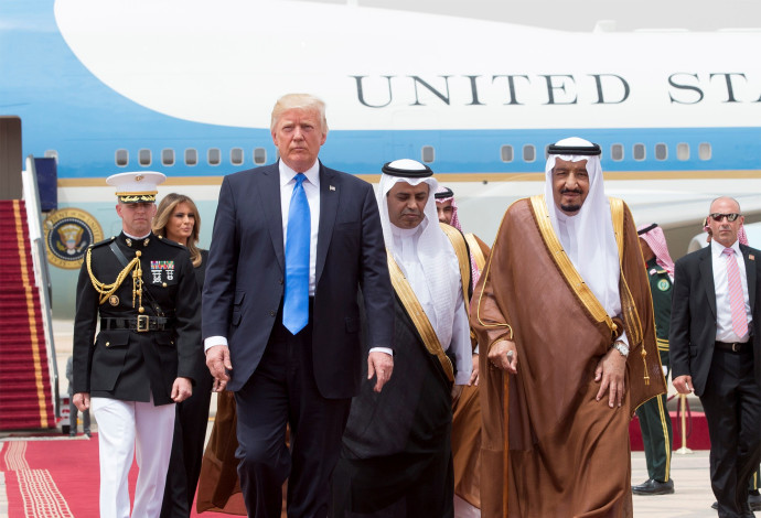 הנשיא טראמפ בביקור מדיני, ערב הסעודית (צילום:  רויטרס)