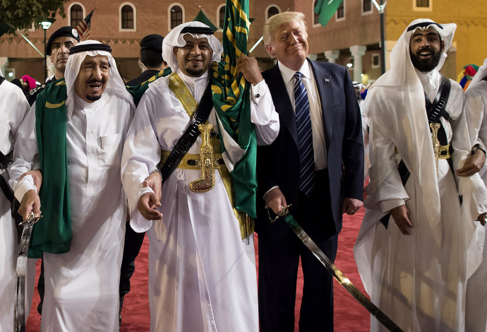דונלד טראמפ והמלך סלמן מערב הסעודית (צילום:  AFP)