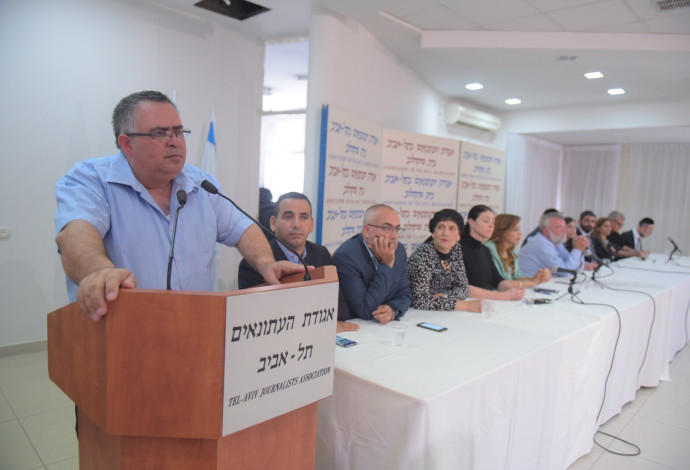 קביעת קצבת הנכים מסעת בבית העיתונאים (צילום:  אבשלום ששוני)