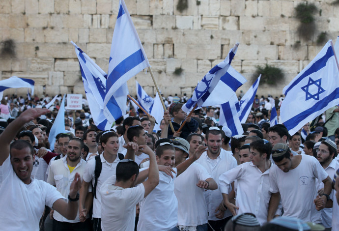 ריקודגלים בירושלים (צילום:  נתי שוחט, פלאש 90)