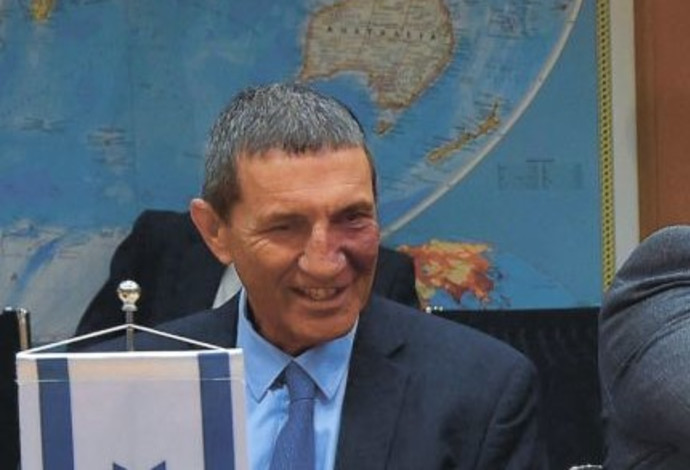 שמואל צוקר (צילום:  אריאל חרמוני, משרד הביטחון)