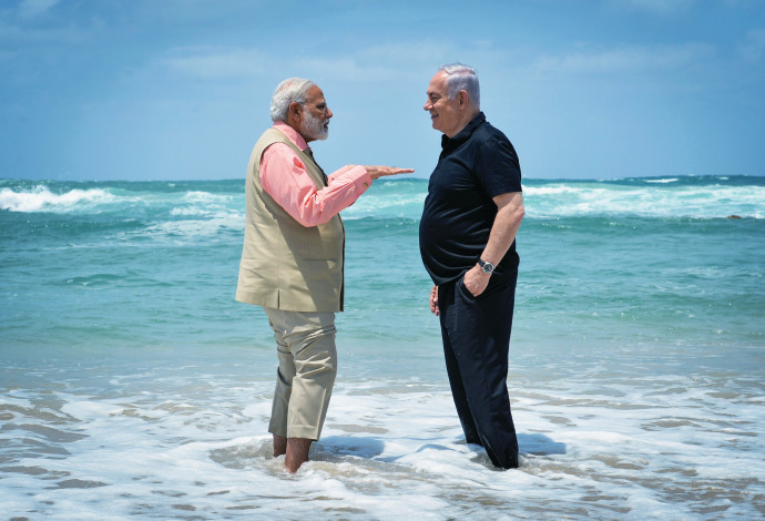 ראש ממשלת הודו מודי עם נתניהו בעת ביקורו בארץ (צילום:  קובי גדעון, פלאש 90)