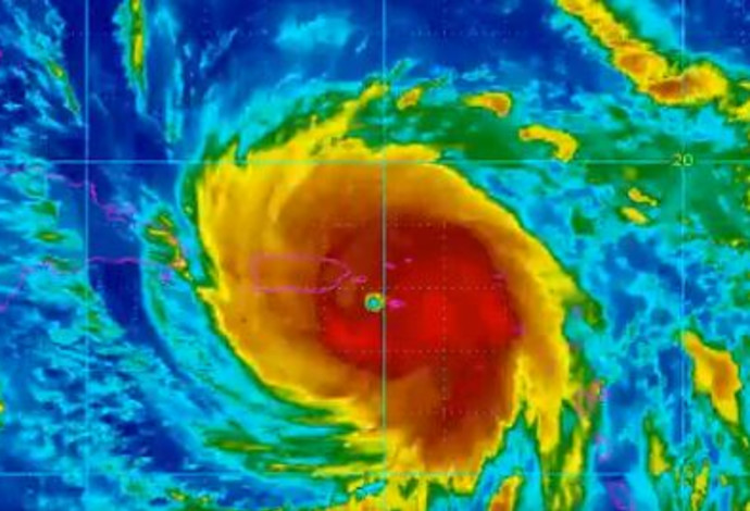 הוריקן "מריה" (צילום:  רויטרס)