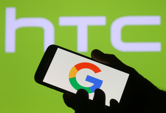 גוגל ו-HTC (צילום:  רויטרס)