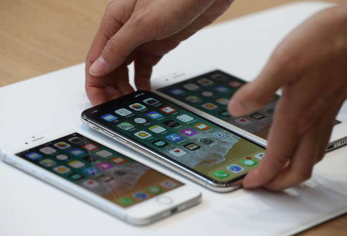אייפון X, אייפון 8 ואייפון 8 פלוס (צילום:  Getty images)