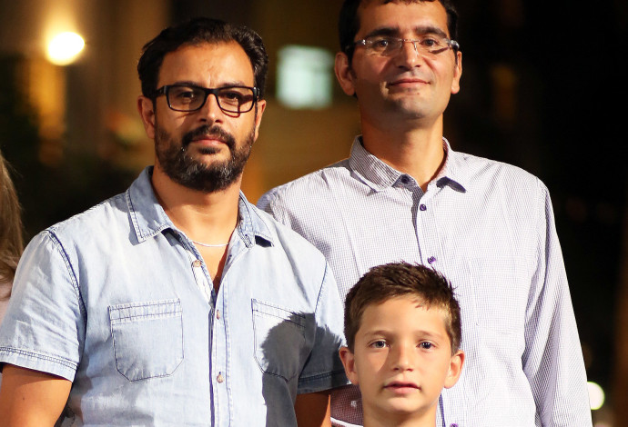 יאיר ישראל טוויל (מימין), הילד יאיר שטרן ודרור יאיר אסא (צילום:  אריאל בשור)