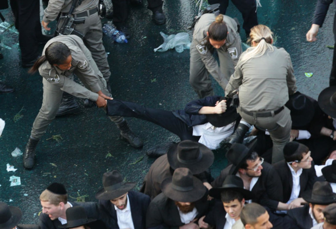 הפגנת חרדים בירושלים (צילום:  TPS)