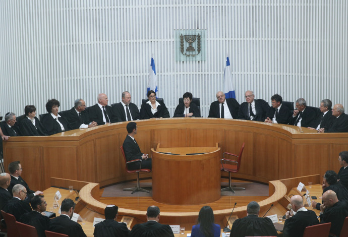 טקס הפרישה של נשיאת בית המשפט העליון מרים נאור (צילום:  יונתן זינדל, פלאש 90)