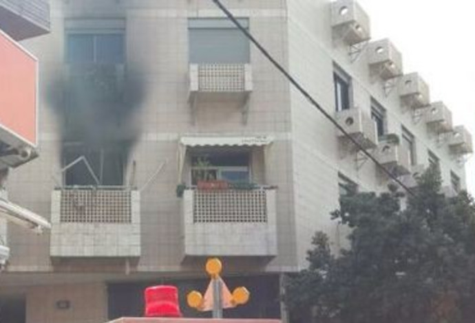 פיצוץ בלון גז ברחוב הרצל תל אביב, מרץ 2014 (צילום:  עמנואל נפתלי, איחוד הצלה)
