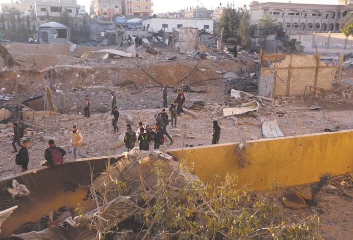 ההפצצה בצפון רצועת עזה (צילום:  AFP)