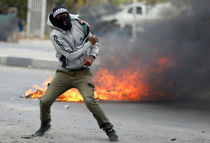 עימותים בין צה"ל לפלסטינים  (צילום:  רויטרס)